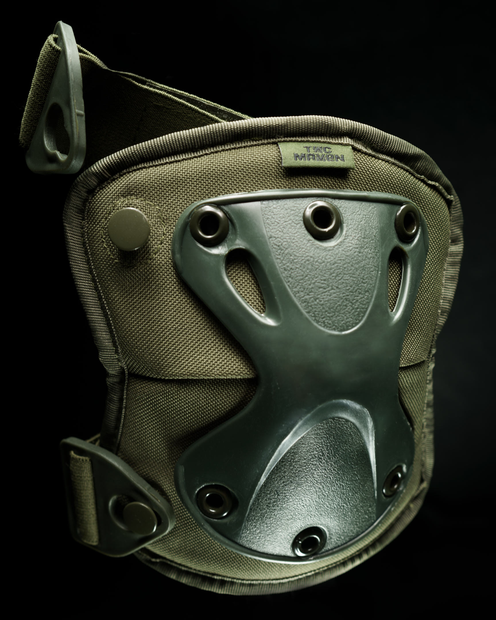 Tibia Elbow Pads Detail 01