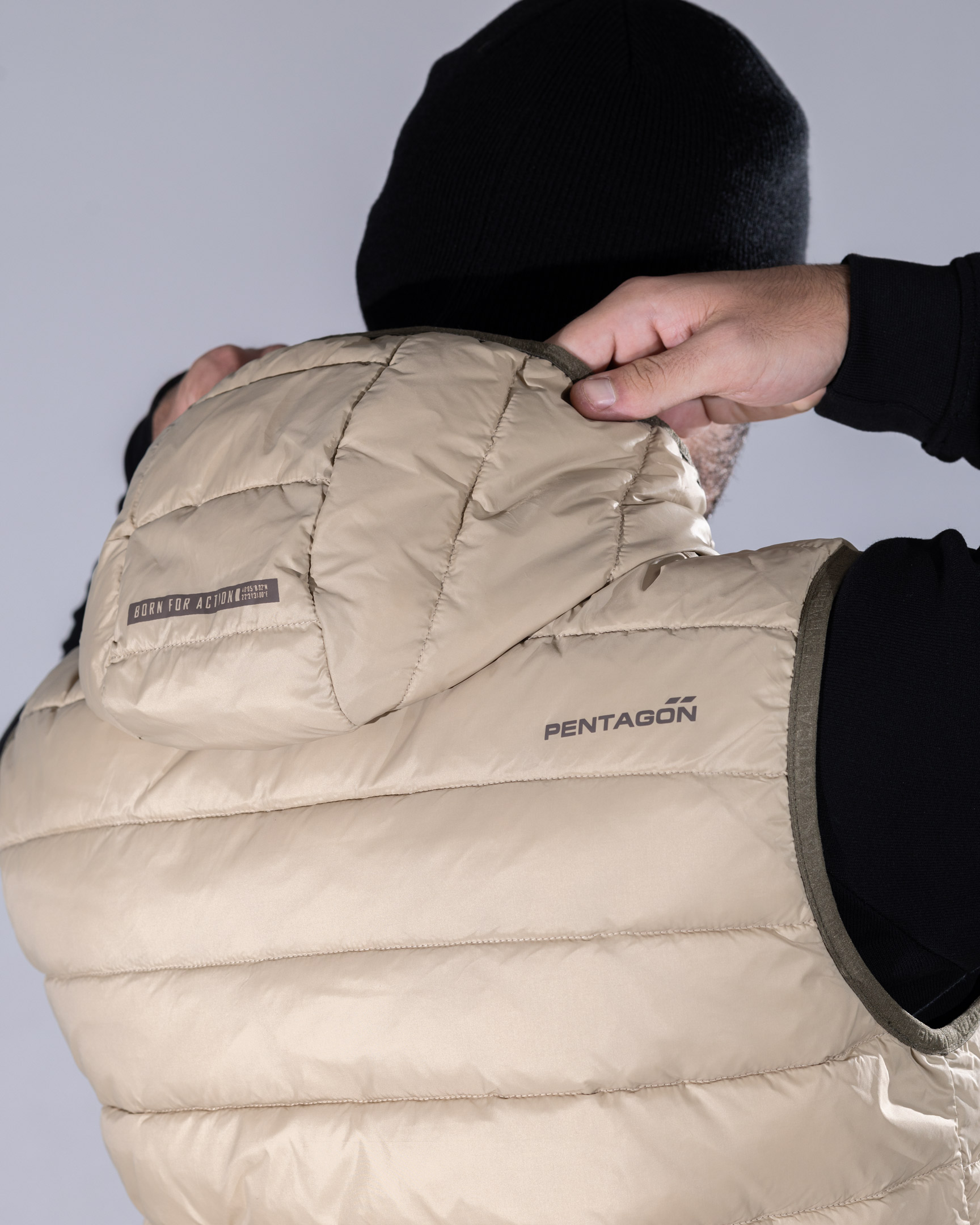 Aurora 2.0 Puffer Hooded Vest Detail