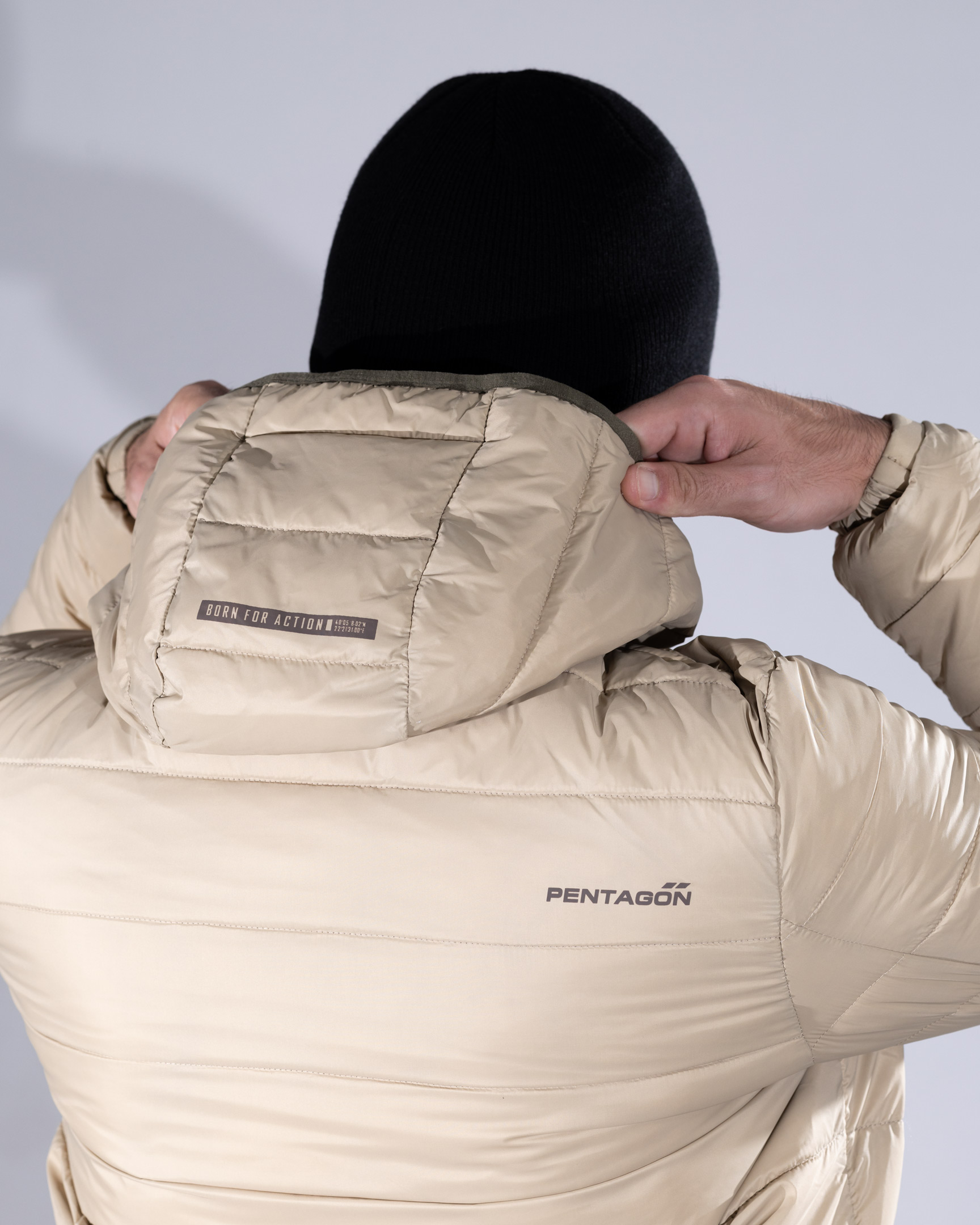 Aurora 2.0 Puffer Hooded Jacket Detail