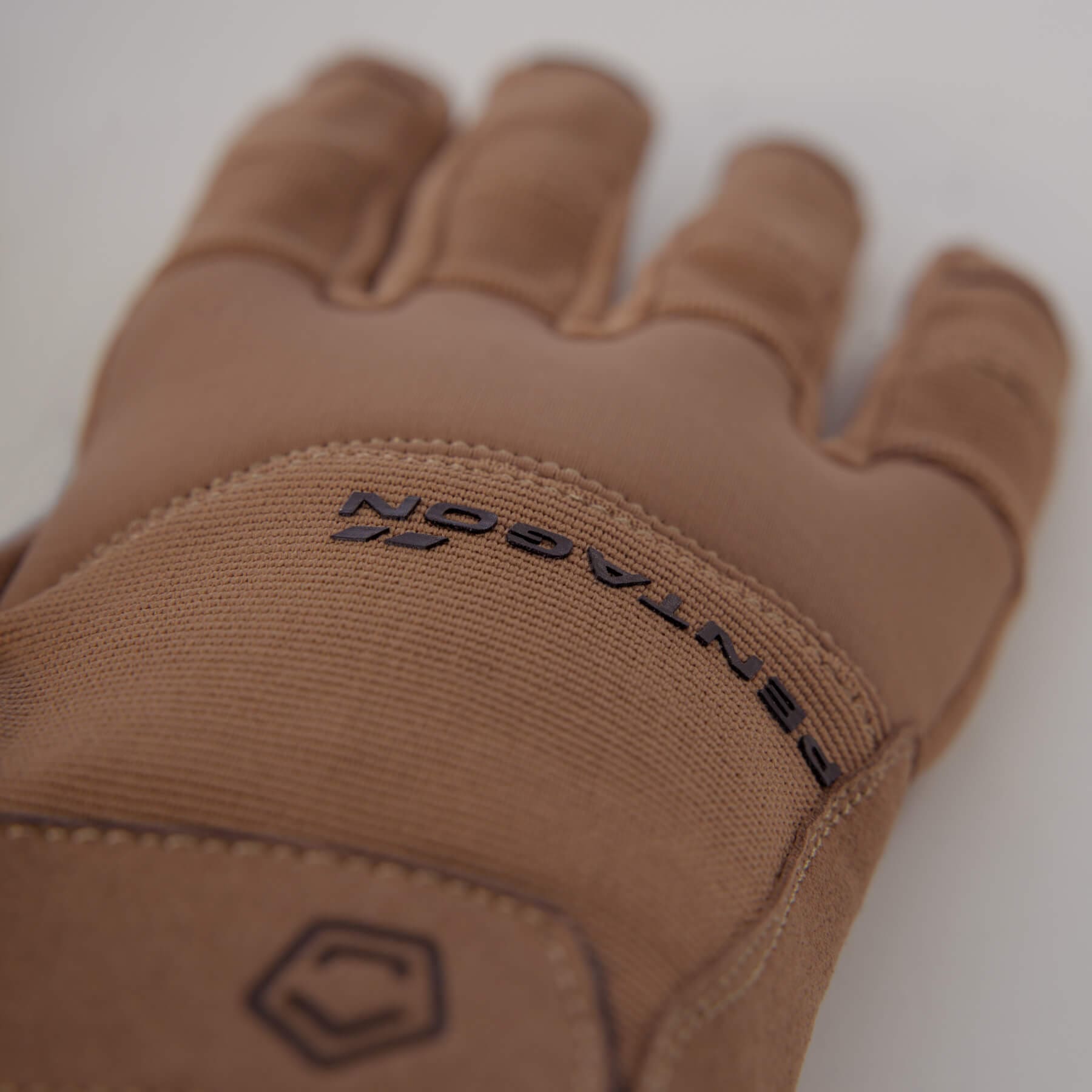Mongoose Gloves Detail
